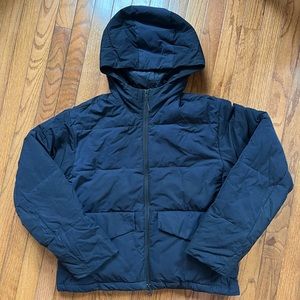 Everlane navy boxy puffer coat size S